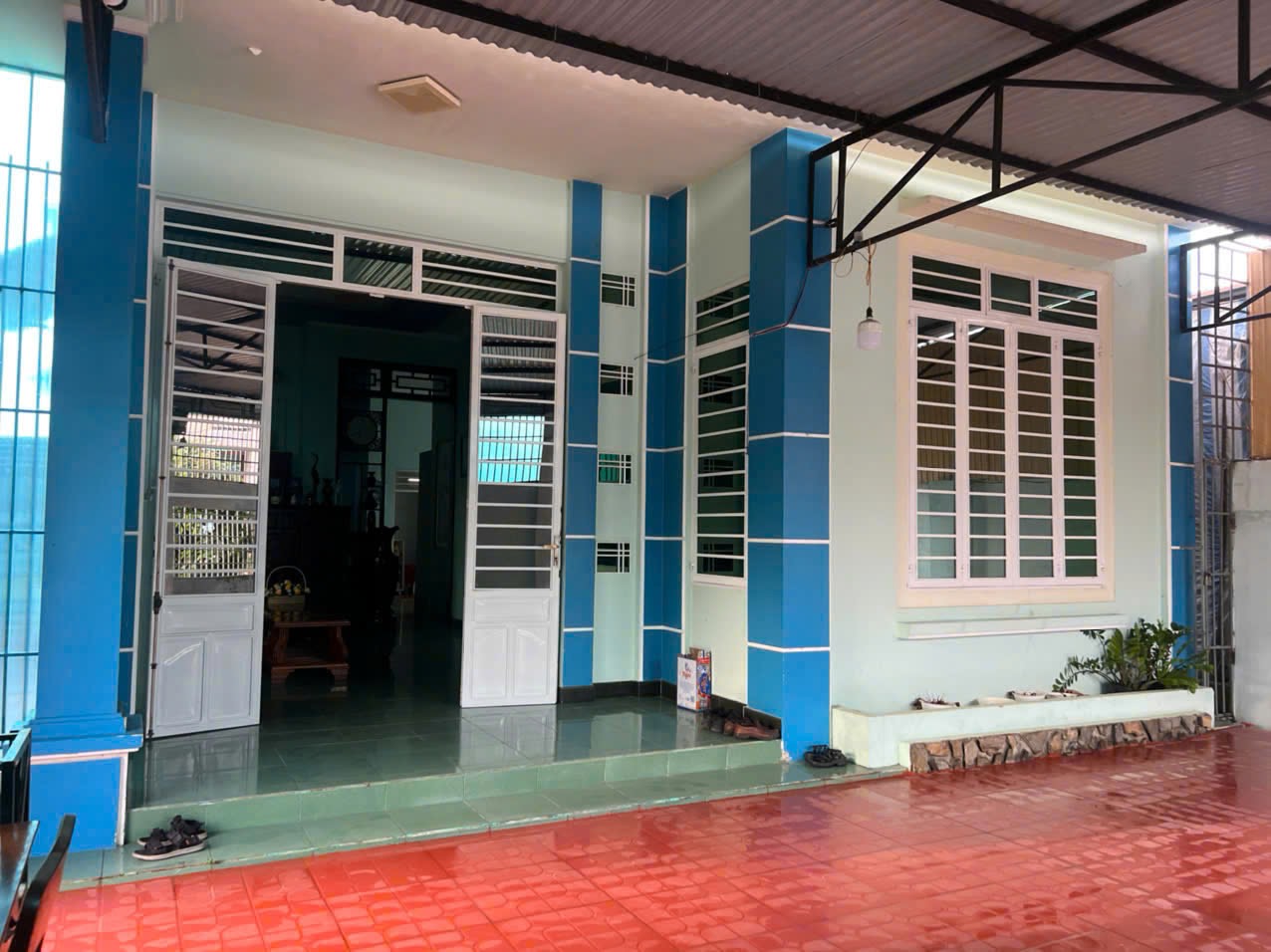 CHÍNH CHỦ BÁN GẤP NHÀ LÊ VIẾT LƯỢNG TP KON TUM DT 192M² MT 10M RỘNG THÔNG THOÁNG – NỘI THẤT CAO CẤP GIÁ THIỆN CHÍ