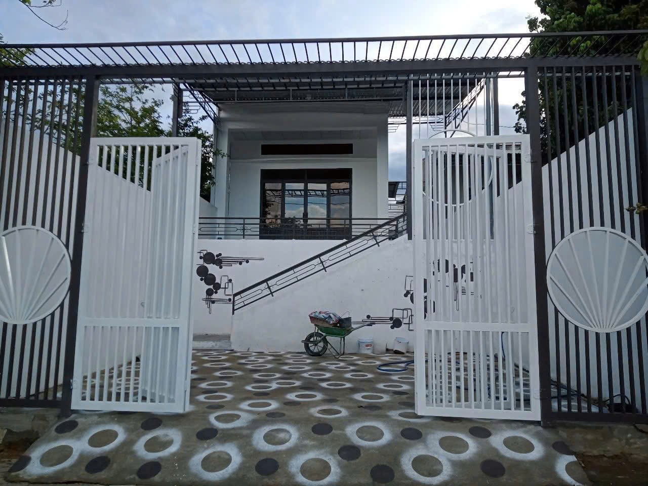 🏡 NHÀ MẶT TIỀN PHẠM VĂN ĐỒNG – P. TRẦN HƯNG ĐẠO – TP KON TUM🏡 MT7M – SÂN ĐỖ ÔTÔ – KINH DOANH THUẬN TIỆN – R-T-T 